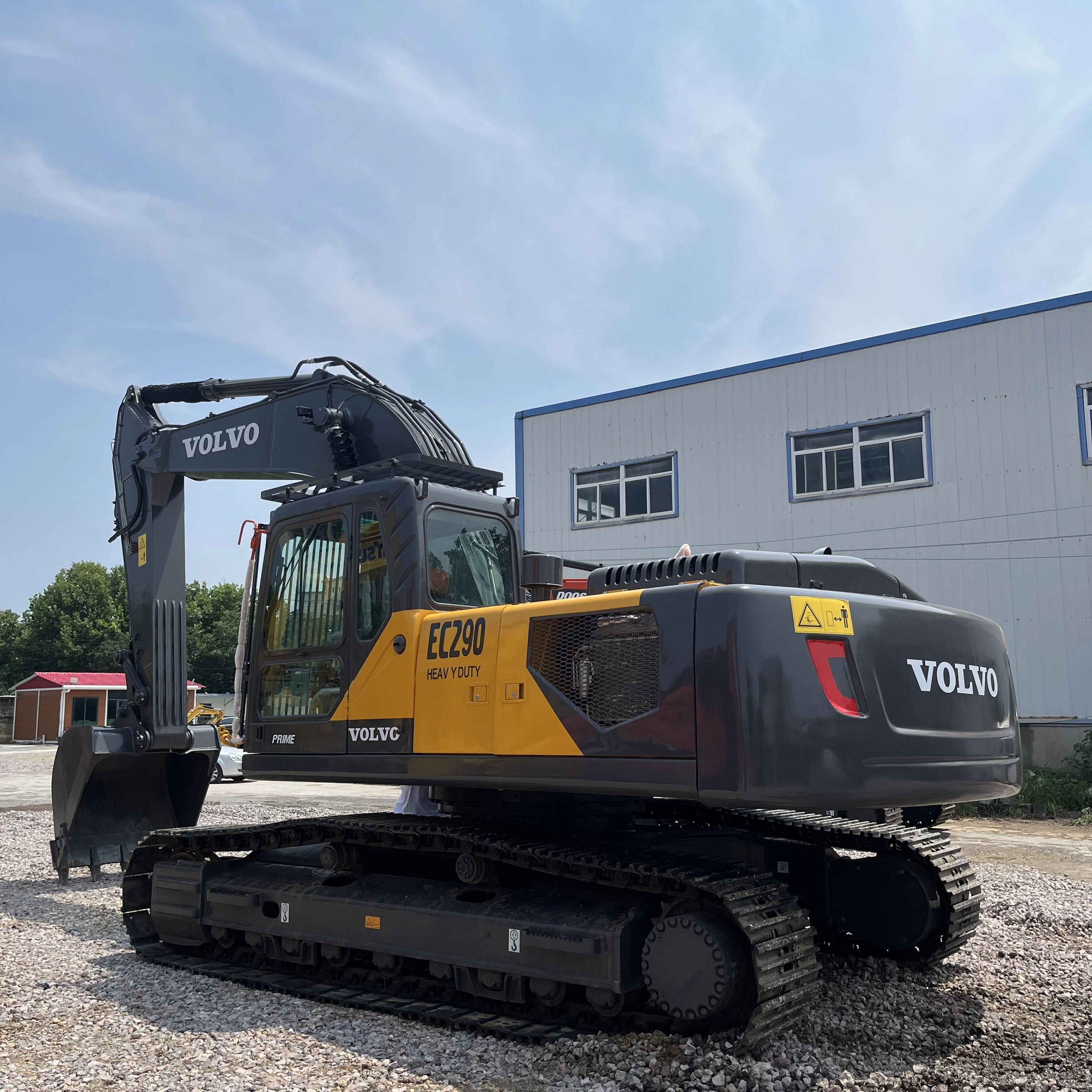 Used Volvo EC290 Hydraulic Crawler Excavator | Volvo EC290 Excavator 1