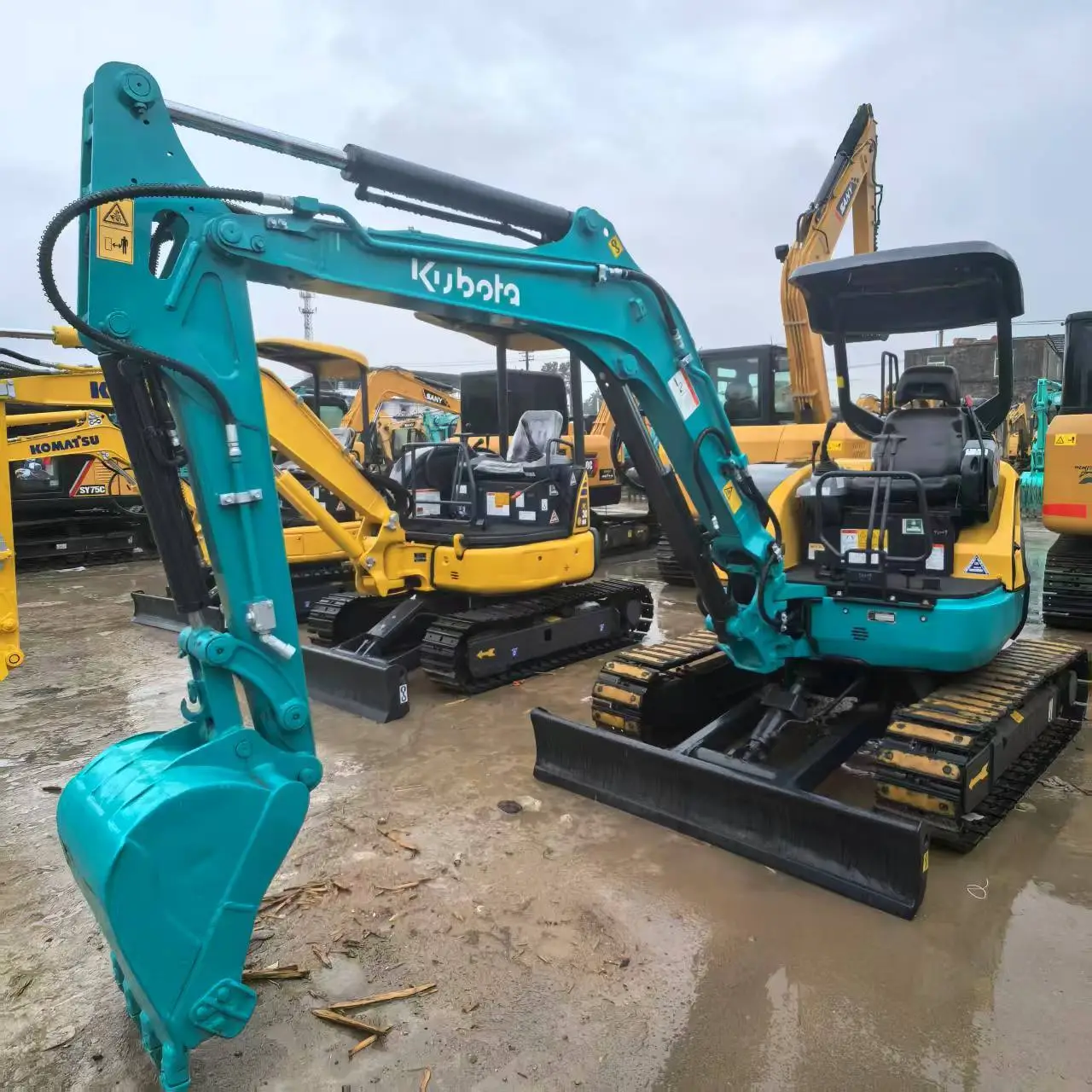 Used Kubota U35 Mini Hydraulic Crawler Excavator for Sale 1