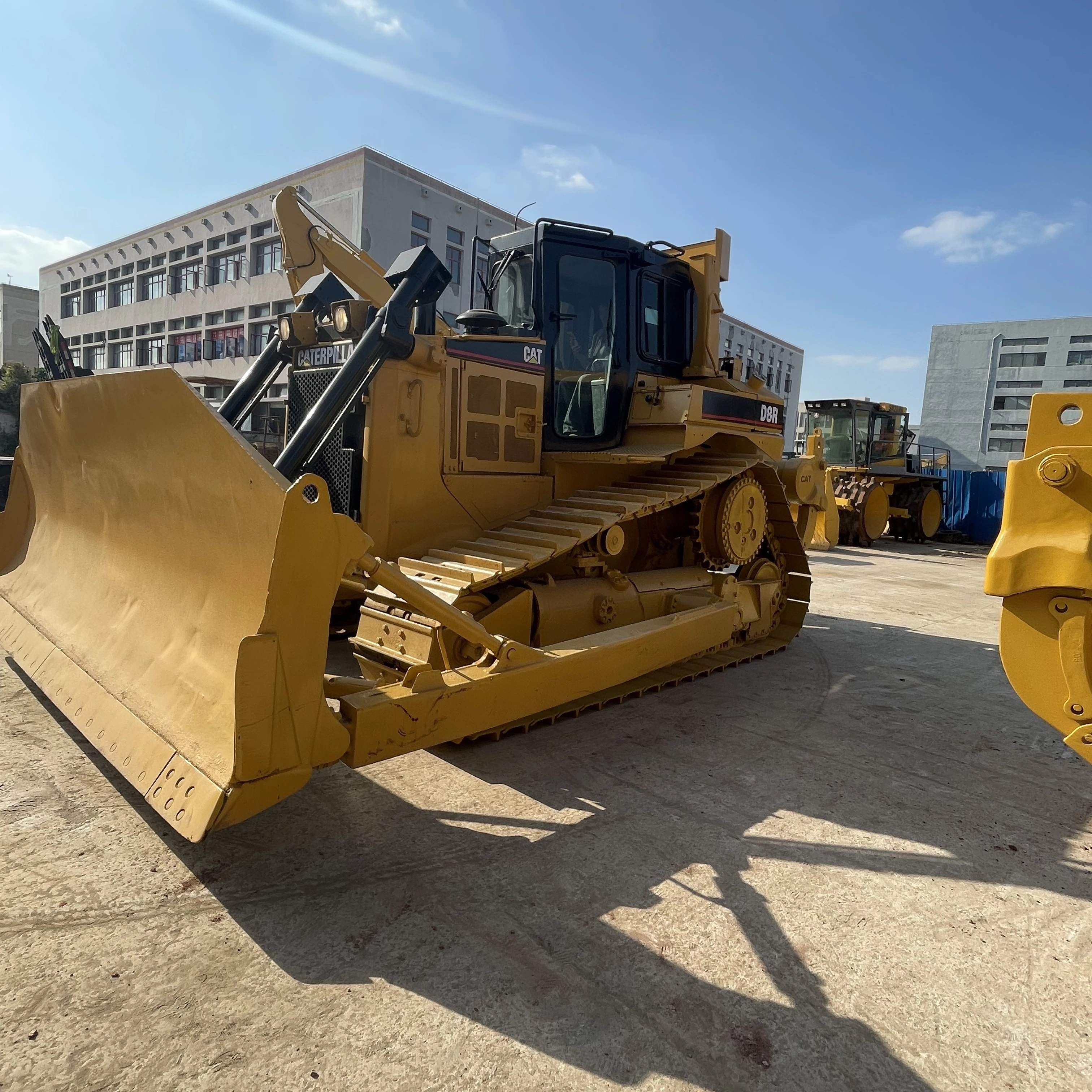 Second Hand CAT D8R Crawler Bulldozer-1792741583373524 1