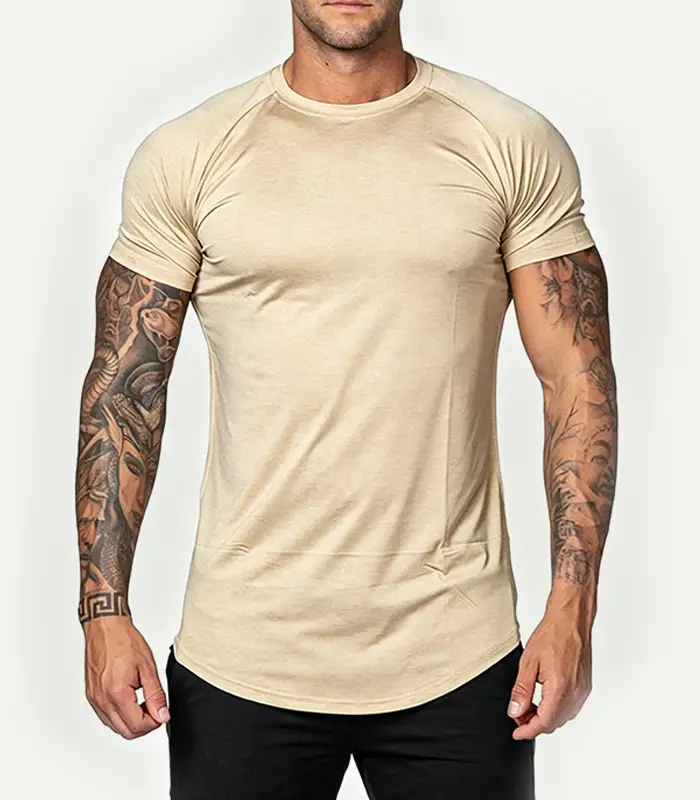 Talla estadounidense, corte ajustado, cuello redondo, manga corta raglán, bajo curvo, tejido elástico en 4 direcciones, poliéster y elastano, secado rápido. Fabricante: Kangnai. 1