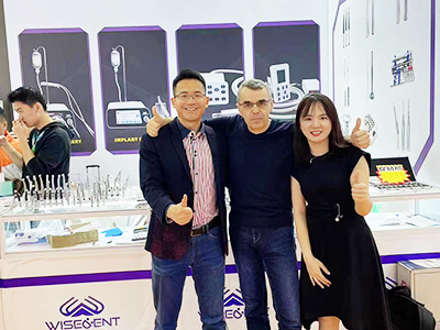 Successful Showcase at the 29th Dental South China 14