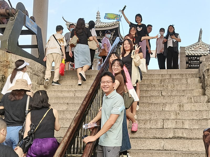 Happy Trip with My Colleagues 3