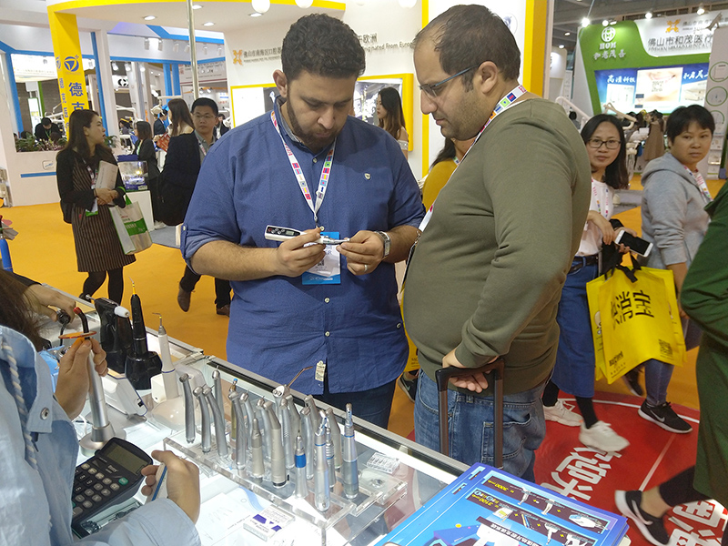 Wonderful Moments of Exhibitions At Aome and Abroad 2