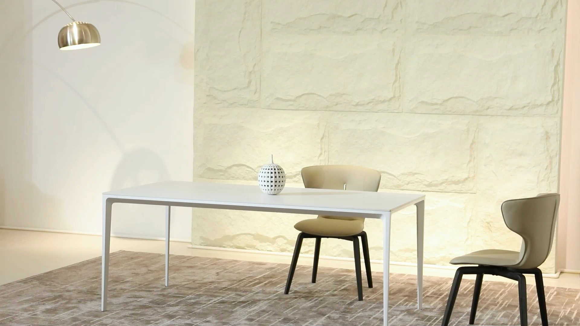Calacatte White modern dining table design BK CIANDRE 1