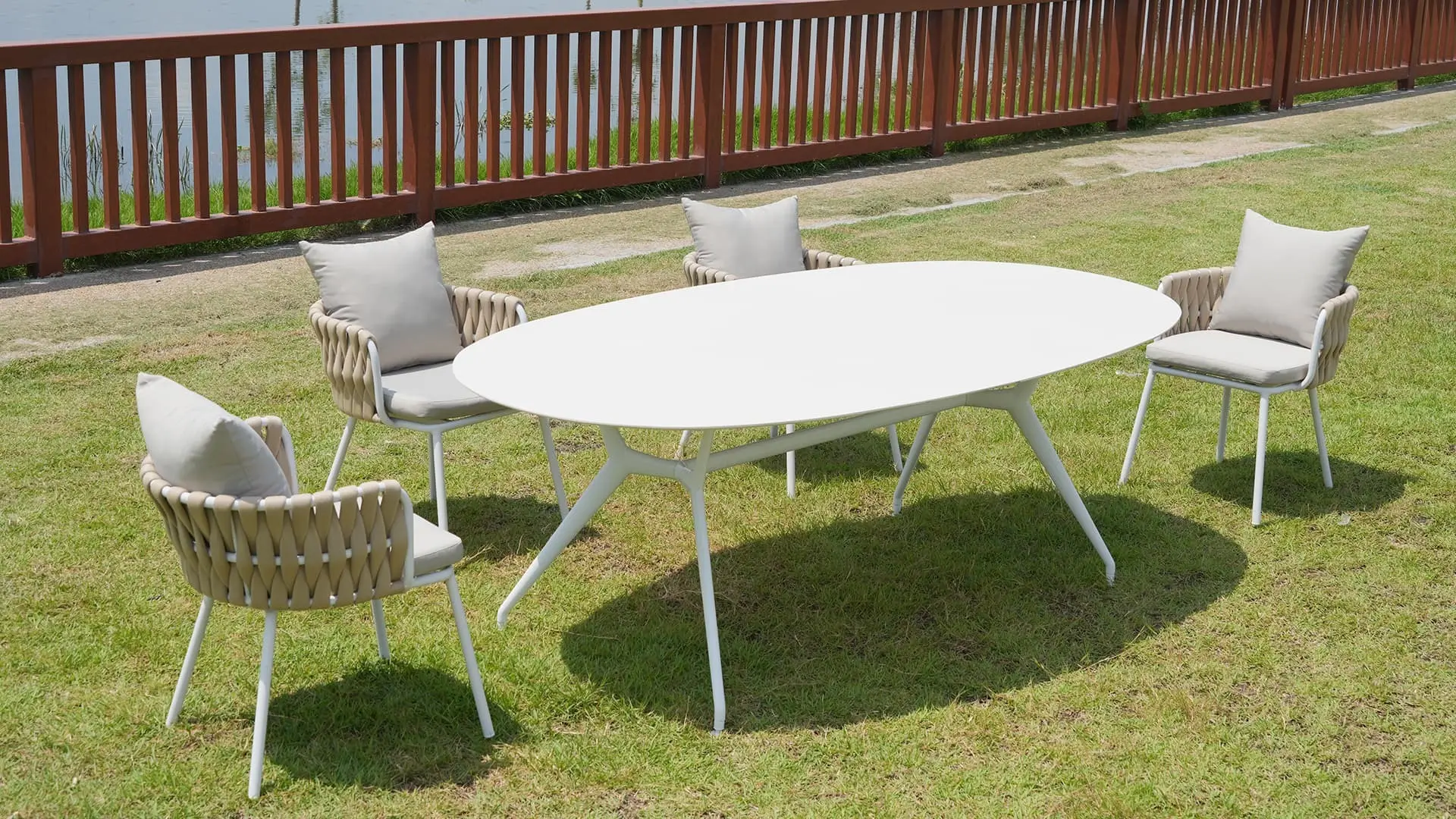 Bianco Assoluto Lucidato Extendable Round rotating dining table with lazy susan round marble table BK CIANDRE 5