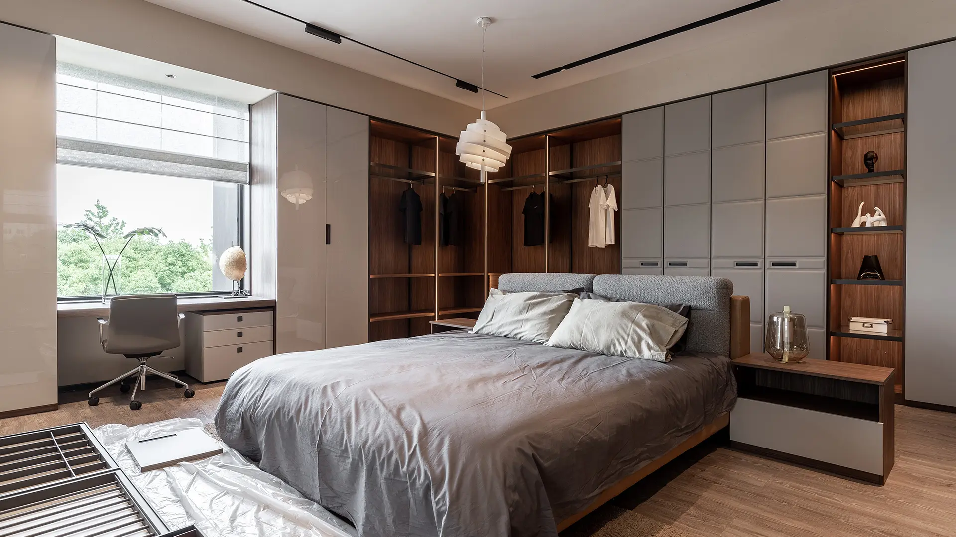 Idyllic Modular Wardrobe Furniture Bedroom Walk In Closet Manufacturer 1