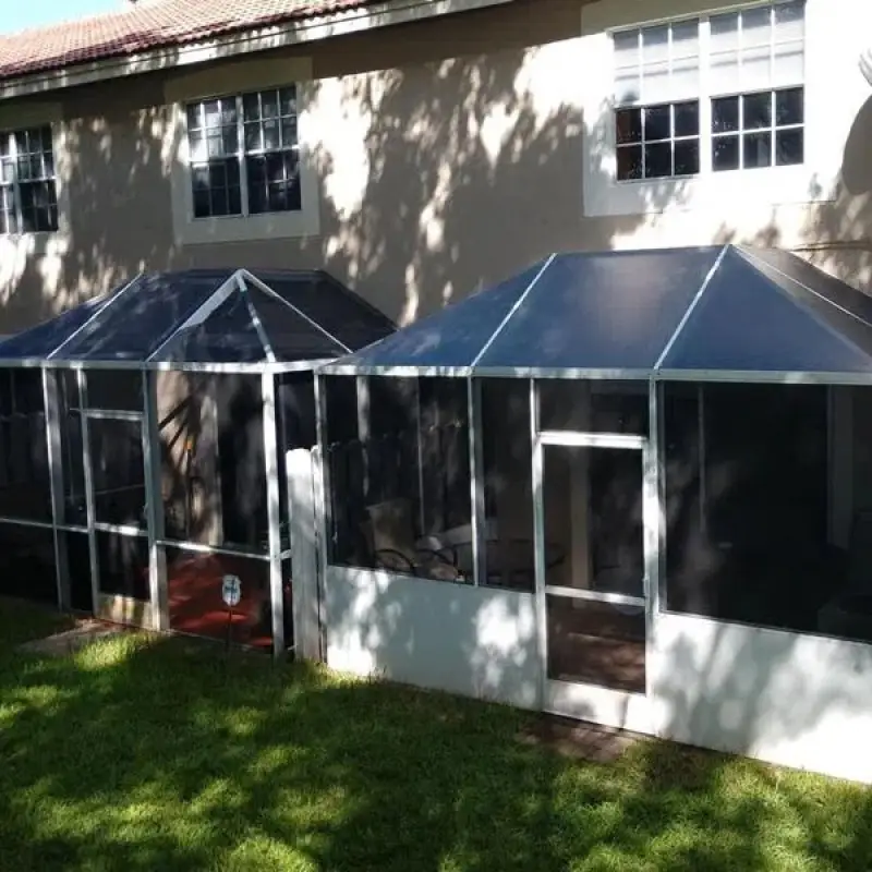 How To Clean A Pool Screen 1