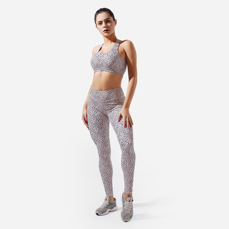 Leggings de yoga para gimnasio Entrega rápida 3 colores Diseño moderno 5