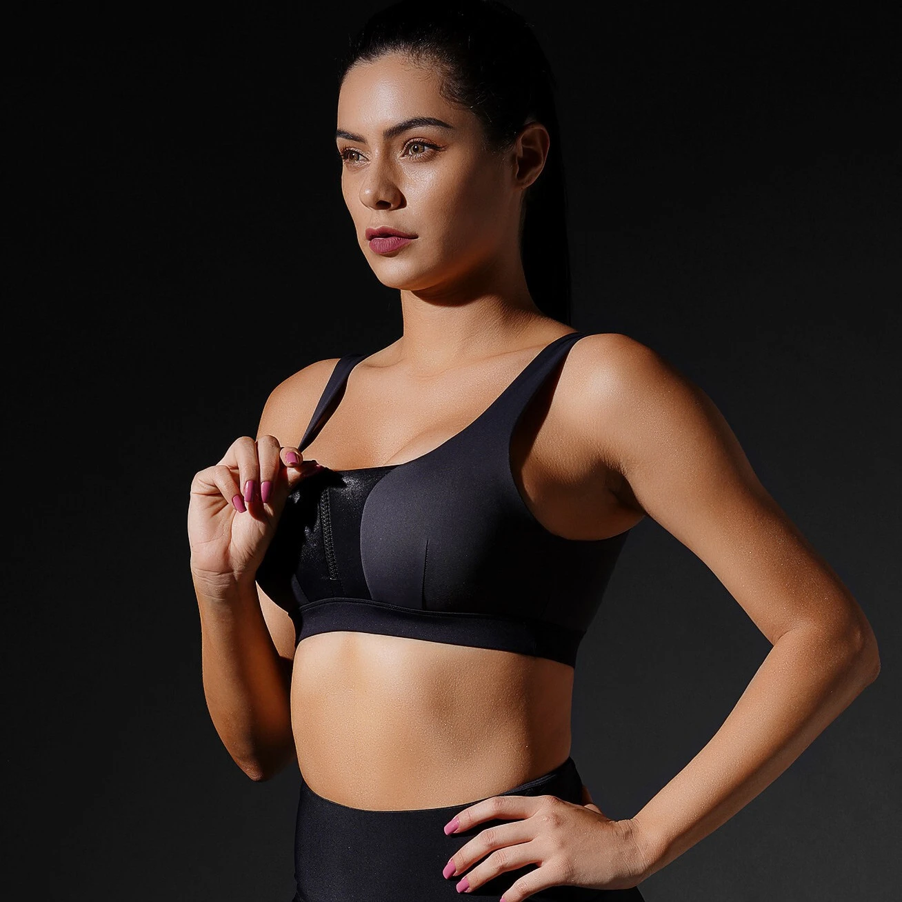 Soutien-gorge de sport à col en U durable à séchage rapide Fermeture à glissière avant SY-F20SD-067B 1
