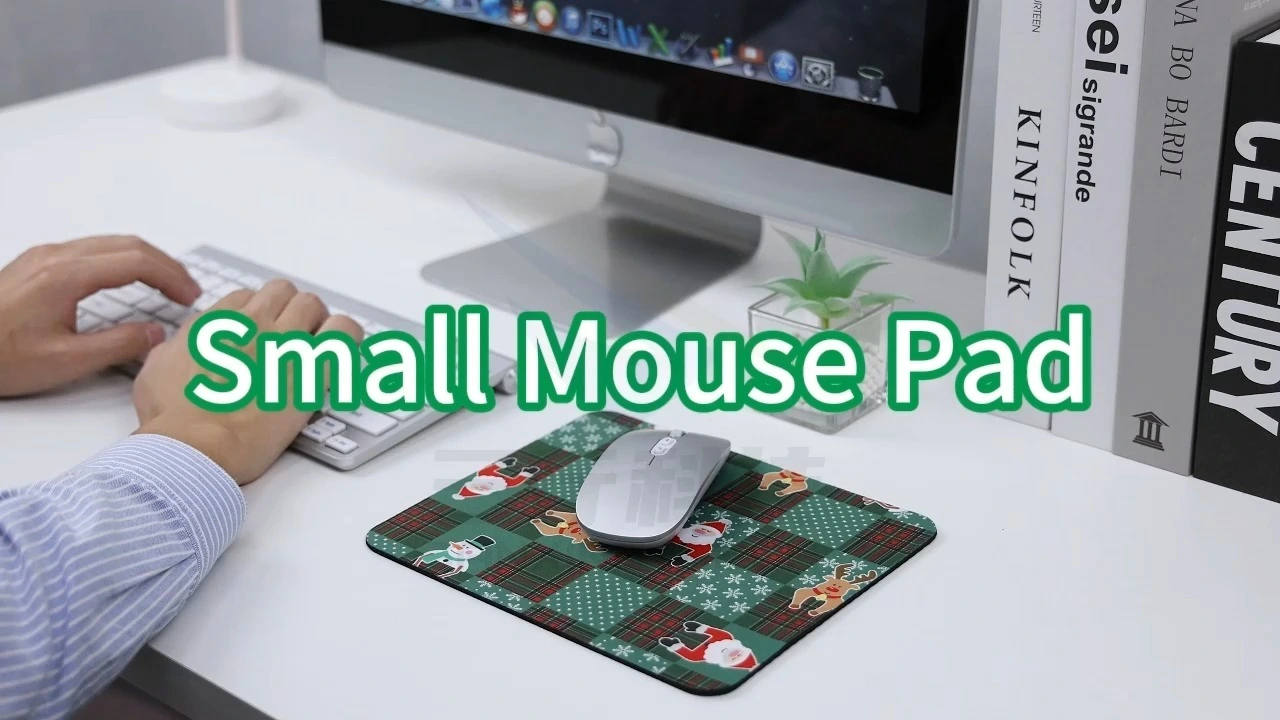 Tastiera personalizzata con tappetino per mouse natalizio quadrato con tappetino per mouse da gioco impermeabile in gomma antiscivolo per casa, ufficio, mouse wireless 1