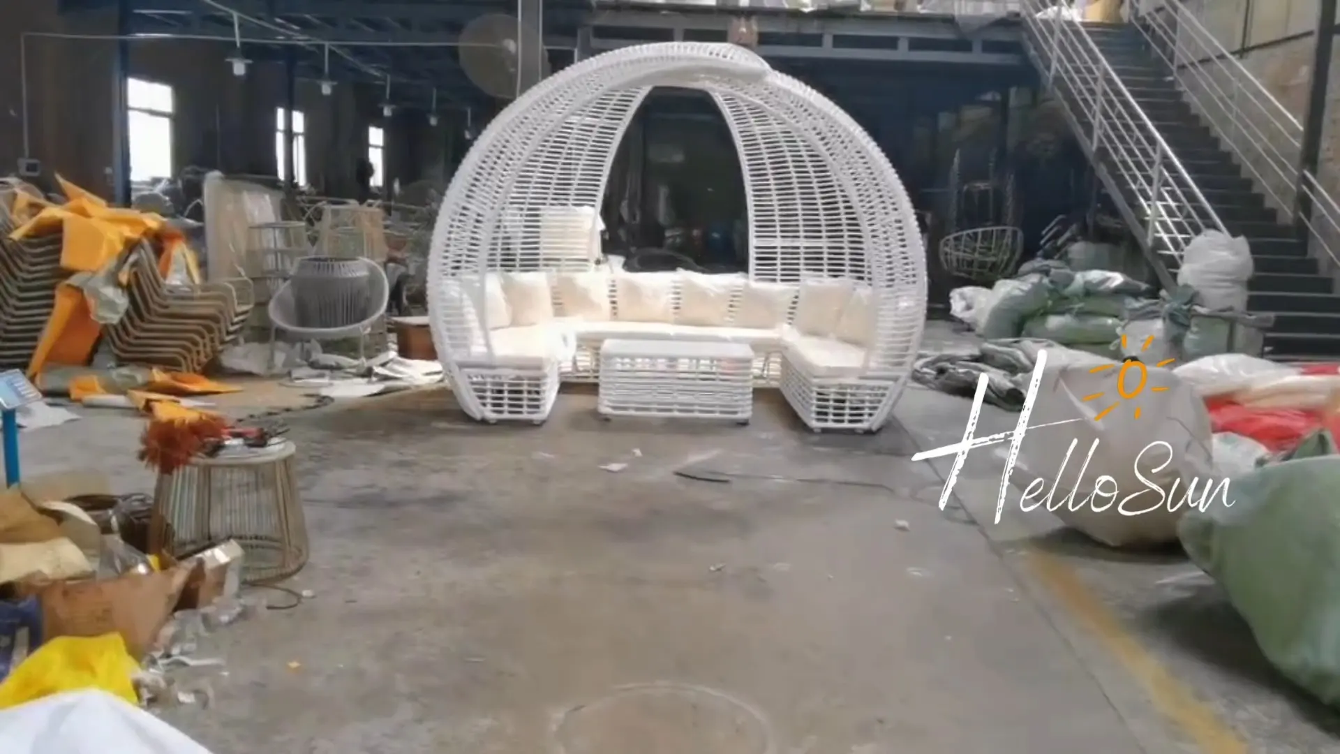 Rattan woven bed outdoor Internet celebrity birdcage rattan pavilion garden hotel villa tables and chairs courtyard Dayuan creative sofa HS-L1006 1