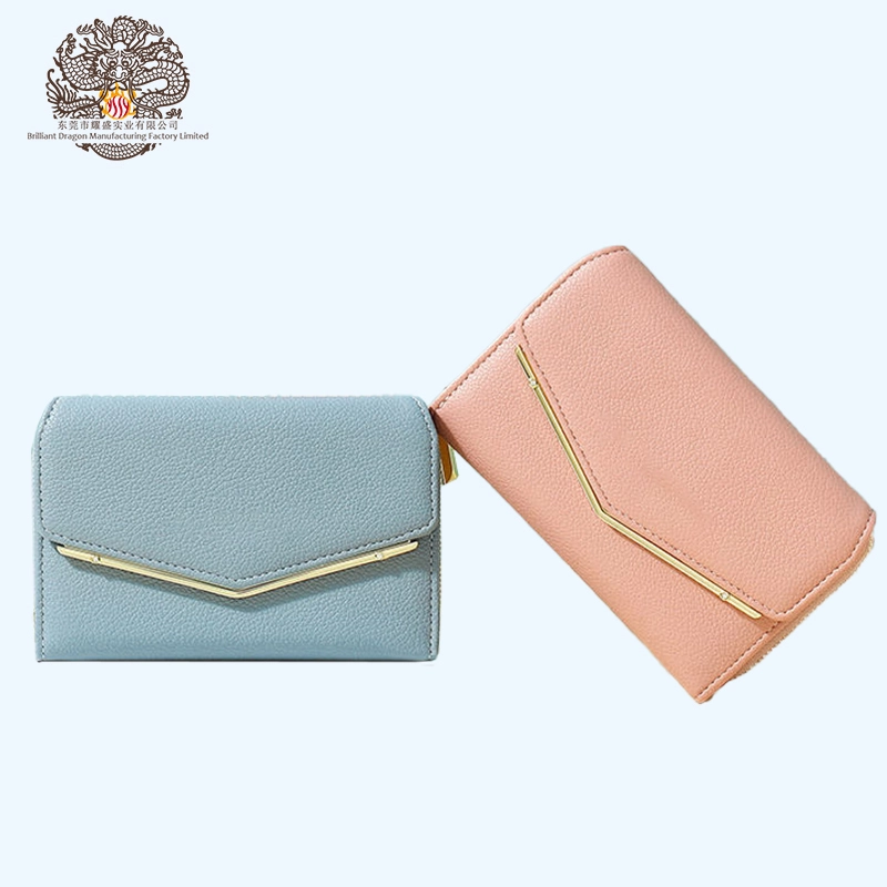 Portefeuille en cuir fin : Design minimaliste pour un transport facile 1