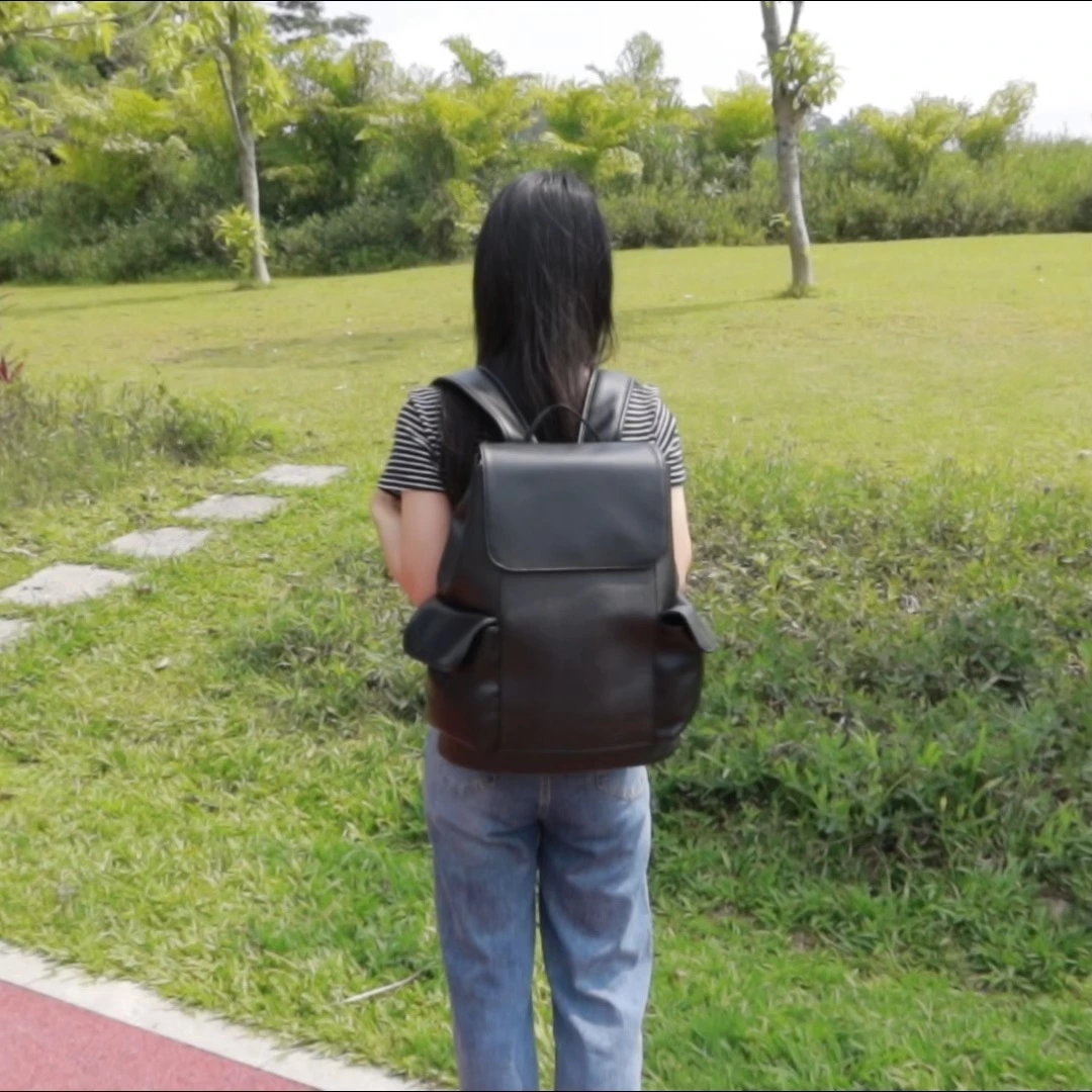 Luxuriöser Designer-Rucksack mit individuellem Logo, wasserdicht, modische Rucksacktasche aus PU-Leder 1