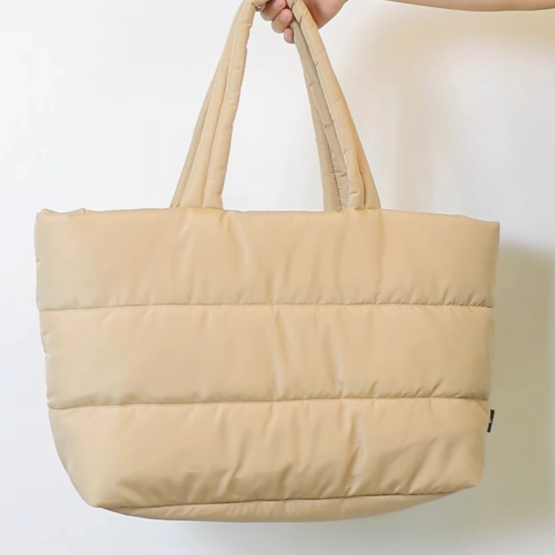 Custom pretty puffer quilted tote bag shoulder bag lightweight large puffy bag 1
