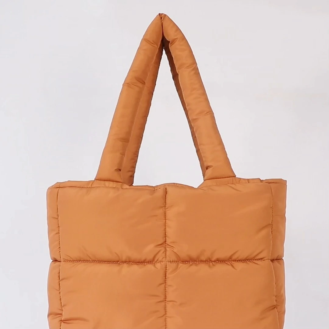 Puffy tote bag custom for travel quilted tote bag for women 1