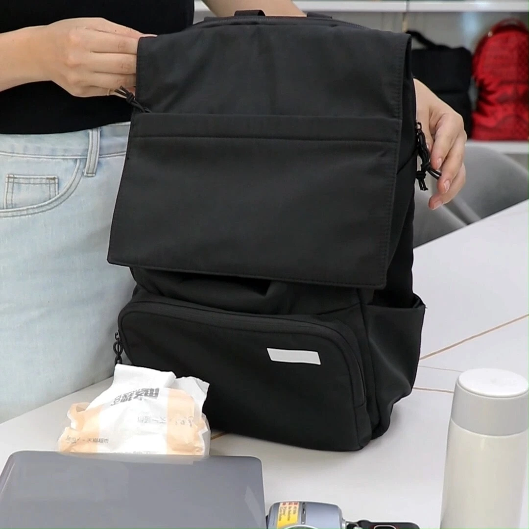 Schwarze Laptop-Rucksäcke im neuen Stil mit Gepäckfach-Design auf der Rückseite 1