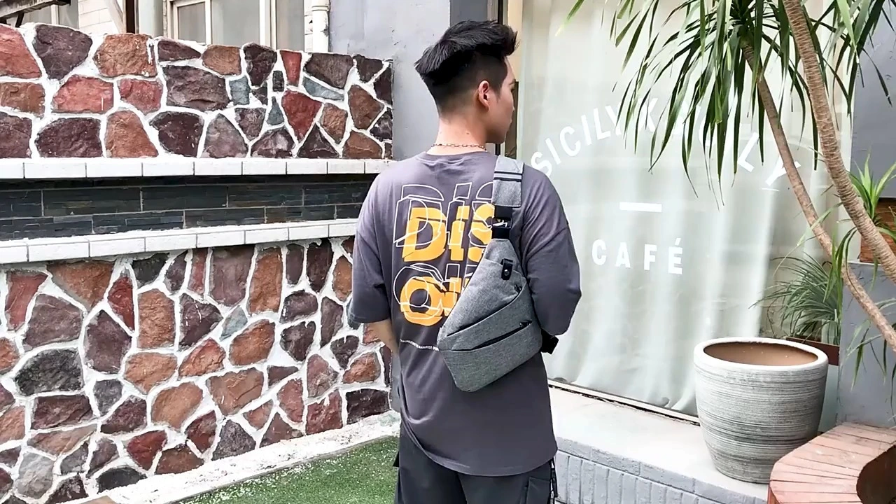 Borsa a tracolla, borsa a tracolla da uomo 1