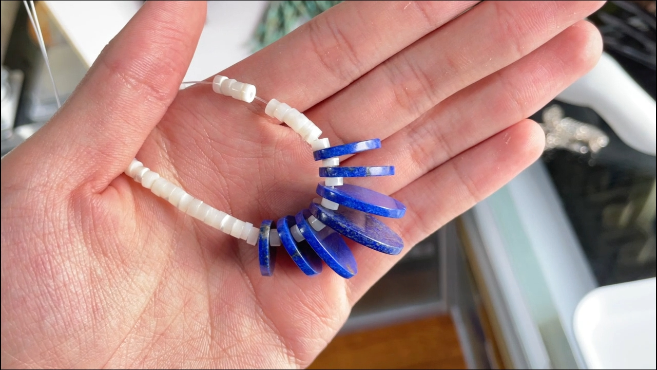 7.5Inch Seaside Style Gemstone Bracelet Mop Heishi and Lapis  Lazul Shell Shaped Bracelet 8