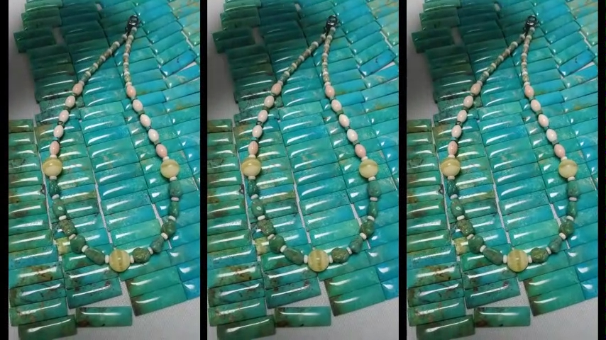 Princess shellfish and turquoise are paired with  calcites, just like flowers and plants chasing the sunshine. 8