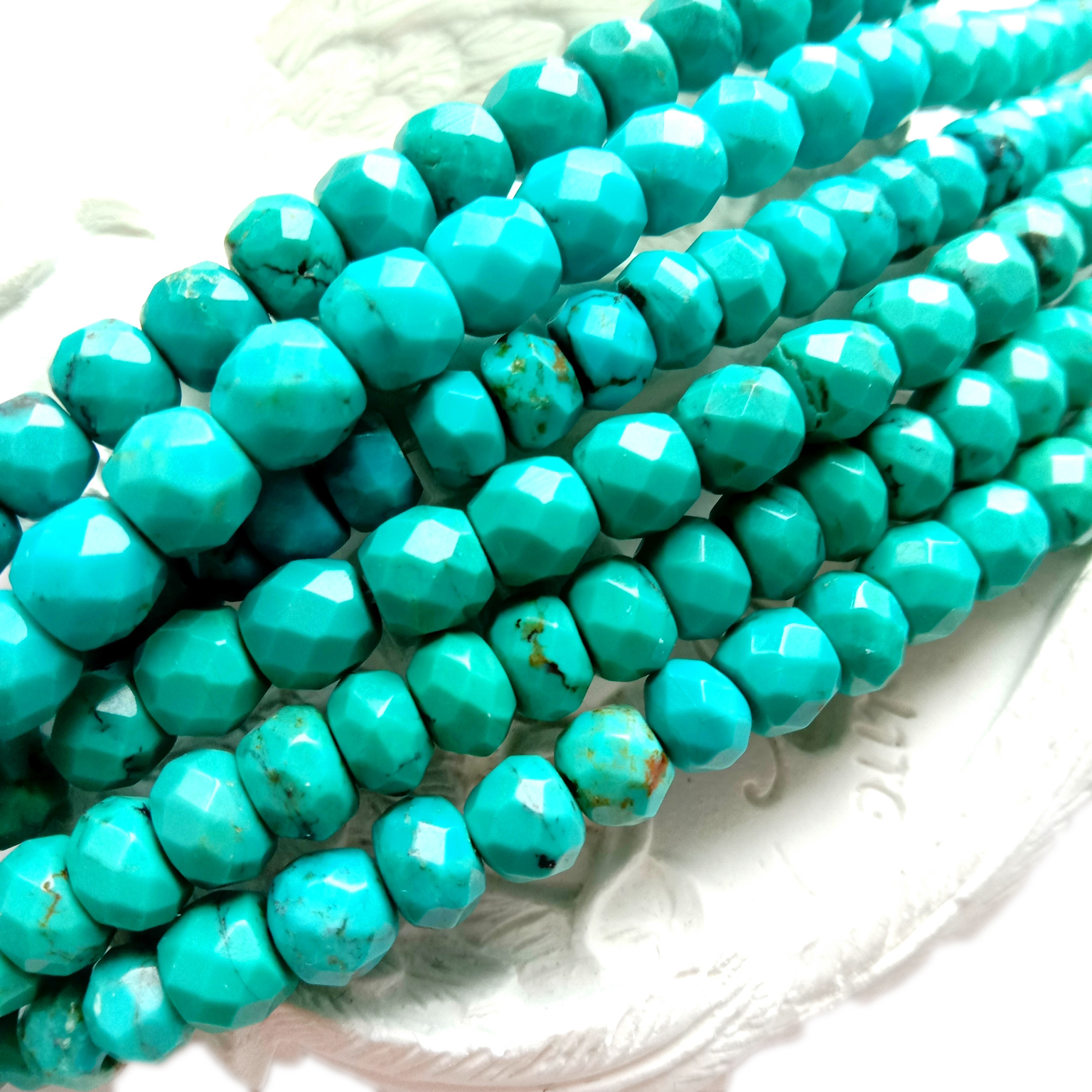 6mm Round Faceted Opaque Turquoise Blue Glass Spacer Beads 18