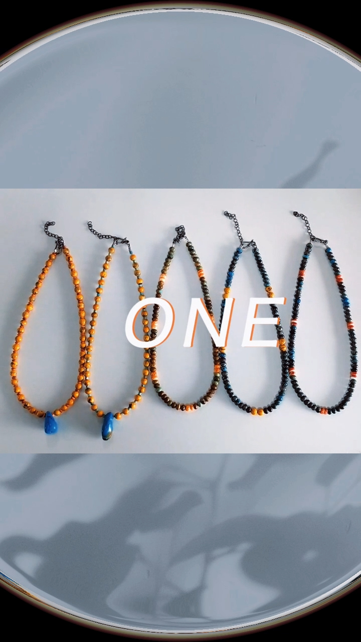 Bunu sevirəm! Minimalist firuzəyi çəngəllər yığılmış boyunbağı Bumblebee müalicəvi boyunbağıları ilə tikanlı istiridyə 9