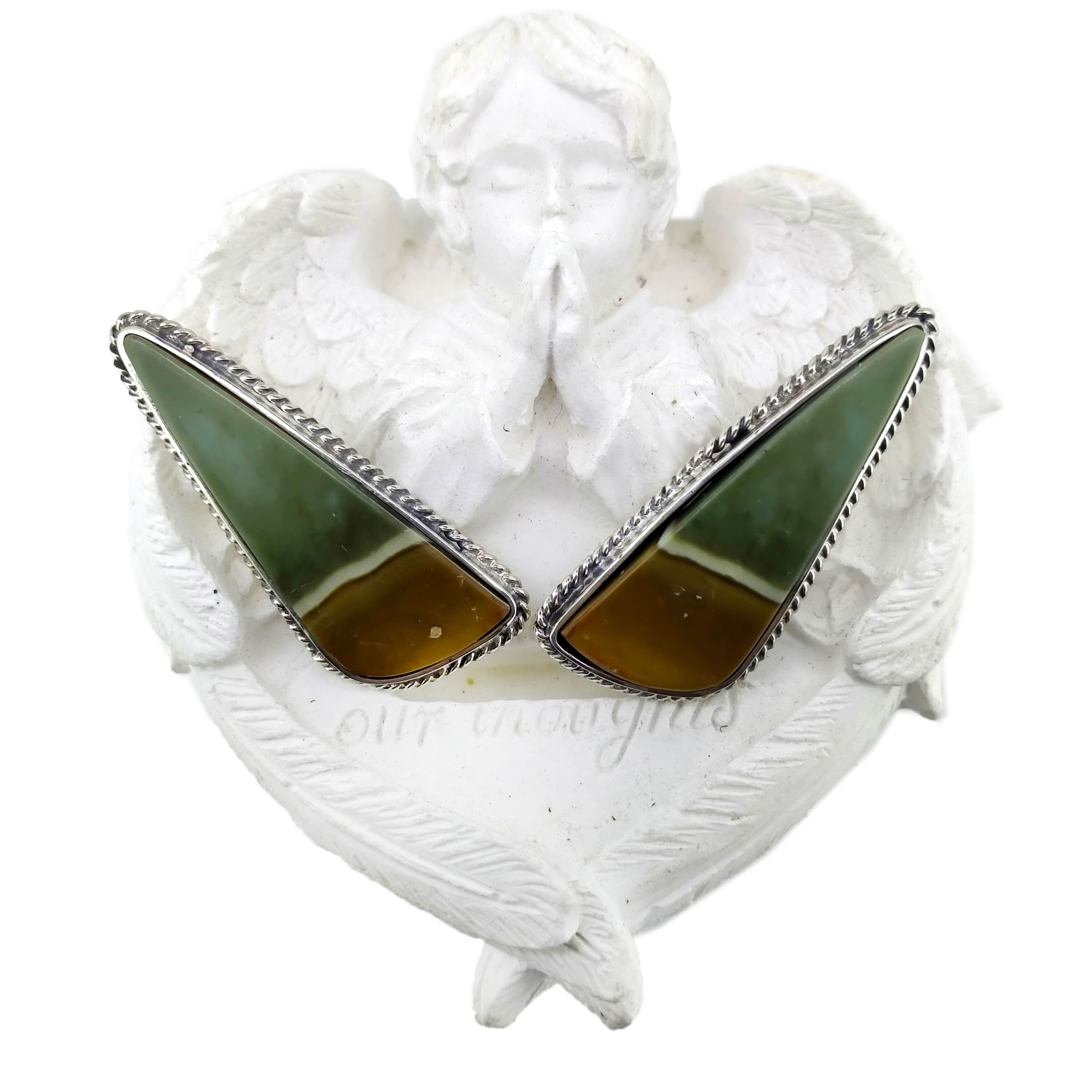 قولدا ياسالغان گۆھەر تاش زىبۇ-زىننەتلىرى ، 12-ئايدىكى تۇغۇلغان تاش تەتقىقاتى ، تۇرخۇن ھالقا زىبۇزىننەتلىرى 15