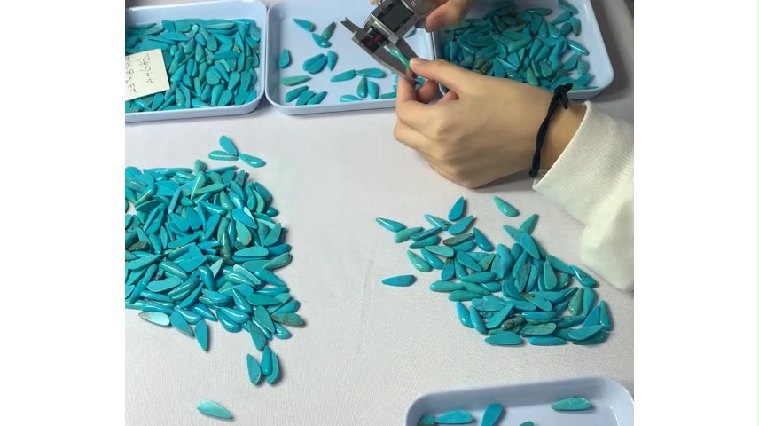 Hand sorting stone Turquoise Cabochon 9