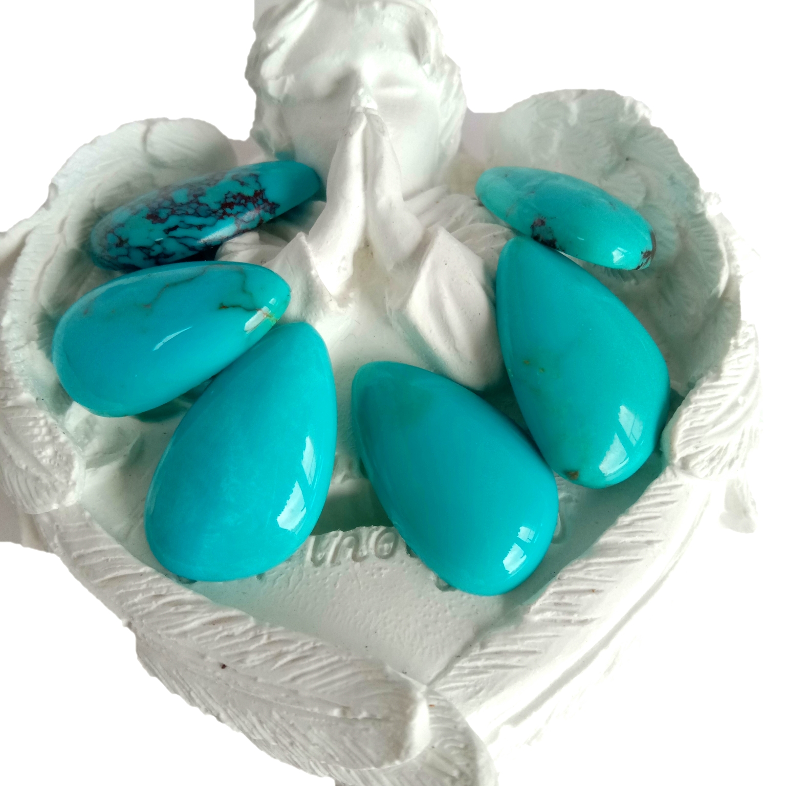 Turcoaz natural Forma ovală Cabochon calibrat Disponibil în 15*20mm 15