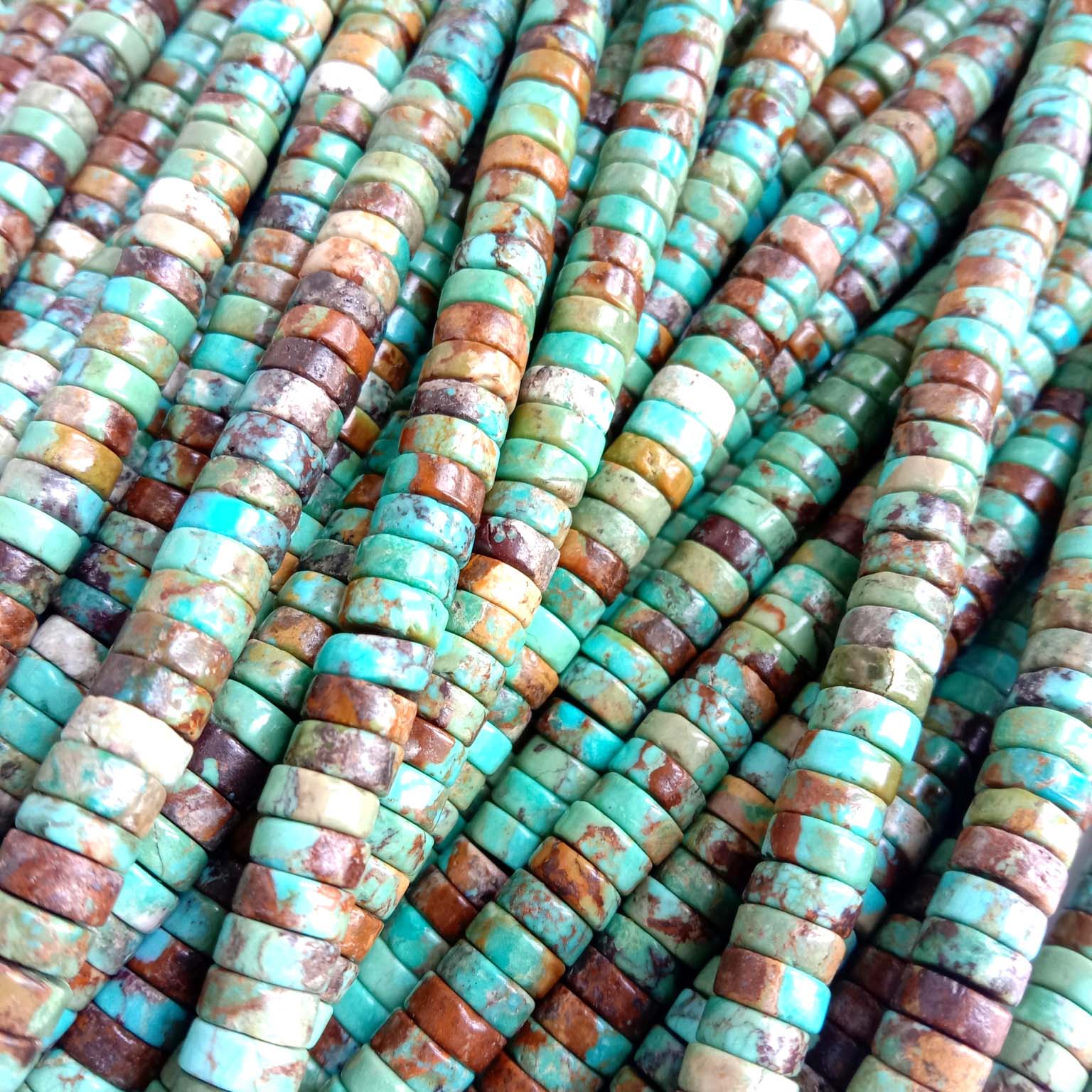 Natural Turquoise Heishi Beads 5mm Gemstones Lifaha tsa Turquoise tsa 'nete ka tlhaho 18