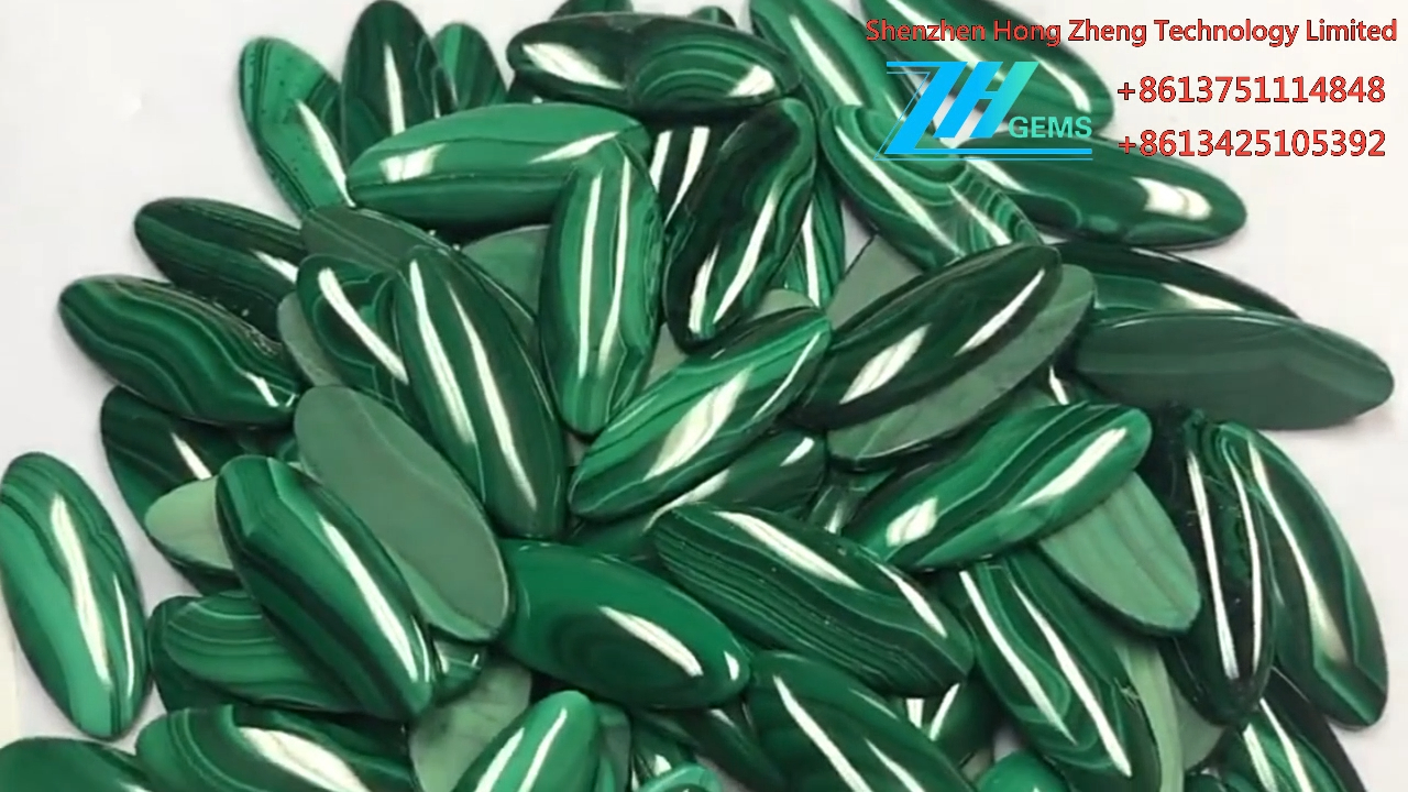 بیضوی طبیعی کیلیبریټ مالاچیټ شاته فلیټ قیمتی ډبرو اندازه 8