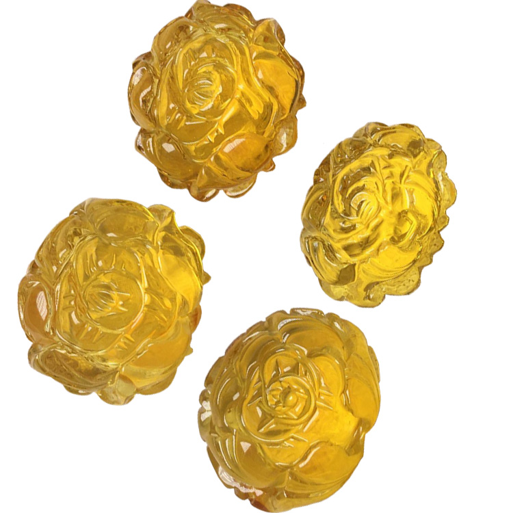 자연적인 폴란드 노란 호박색 새겨진 매화 꽃 정밀한 펜던트 3