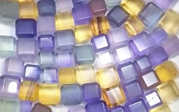 இயற்கை சதுர வடிவம் துளையிடப்பட்ட ஆடம்பரமான வடிவ ரத்தினம் 8