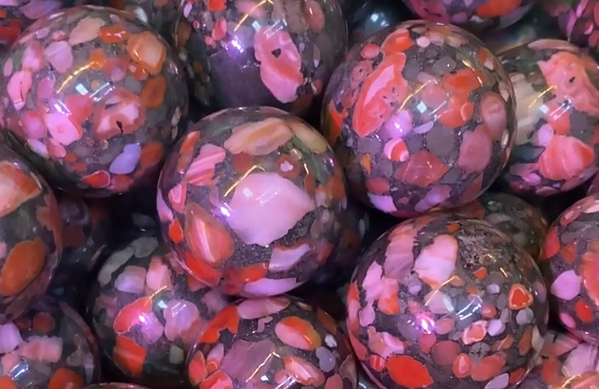 ഗോളം സ്വാഭാവിക വലിയ വൃത്താകൃതിയിലുള്ള മുത്തുകൾ ഉയർന്ന നിലവാരം 8