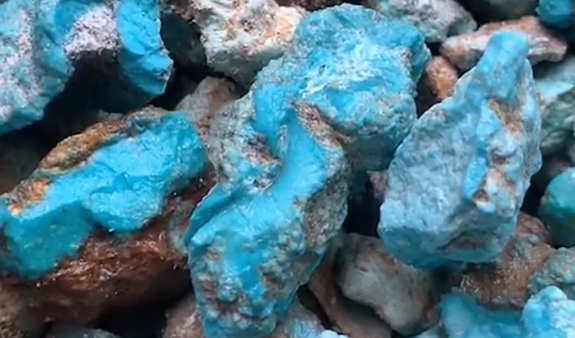 ടർക്കോയ്സ് അസംസ്കൃത കല്ലുകൾ ക്രിസ്റ്റലുകൾ സുഖപ്പെടുത്തുന്നു 9