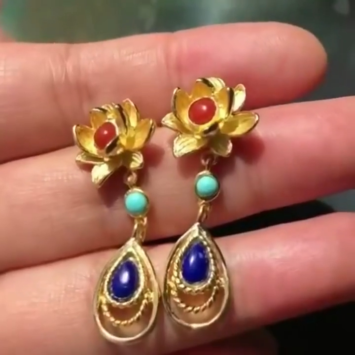 ក្រវិលត្បូងពេជ្រ chandelier recring ក្រវិលថ្ងៃឈប់សម្រាក 10