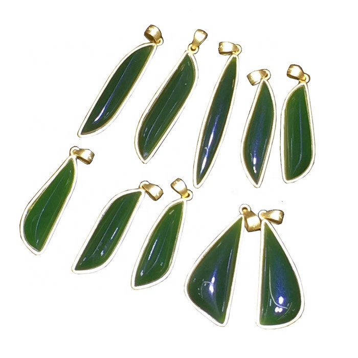 د طبیعي جادایټ سپوږمۍ د پا leaves و شکل ګا jewelry ې ګا jewelry ې 7