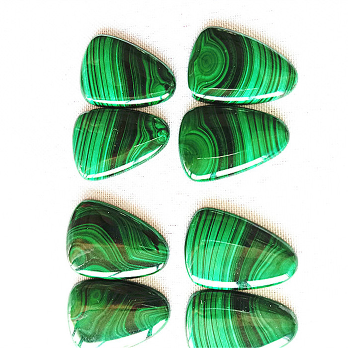 Na faia e le Bolachachite Corging Triangle Browning Pailing Cobochon faia aisfule 32