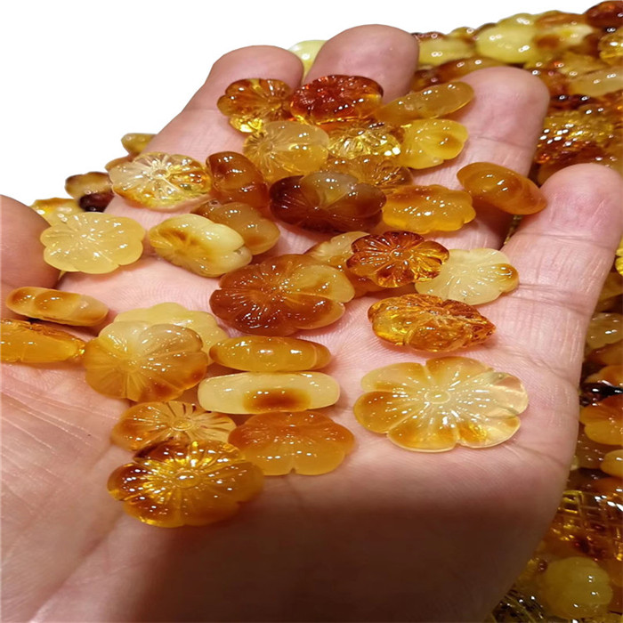 Amber Beeswax plum blum mekar tangan ngukir tangan kanggo nggawe perhiasan 33