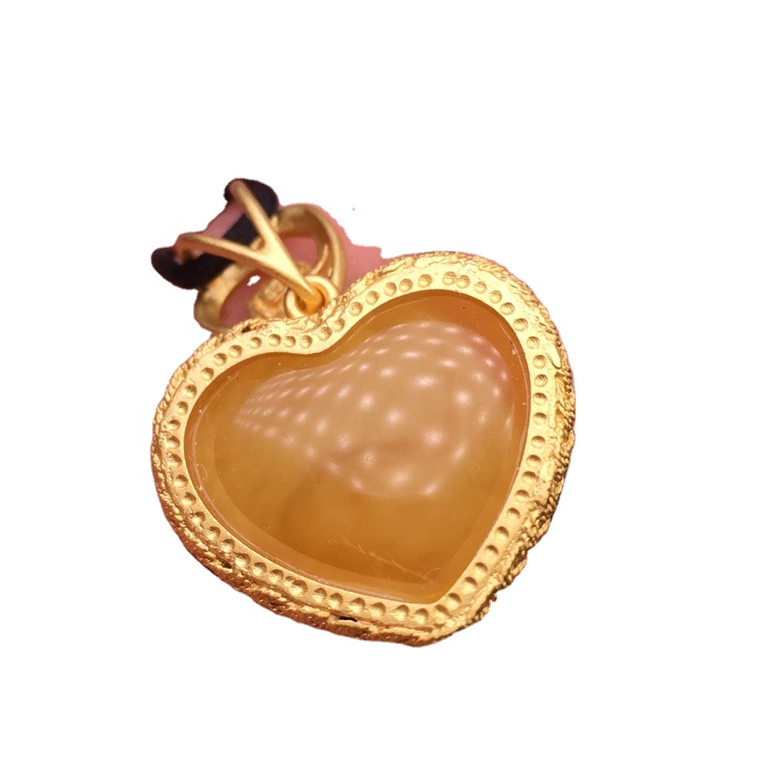 Zlatni jantarnog privjesak u obliku srca 32
