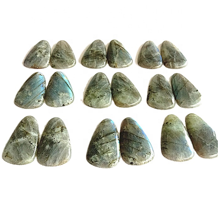 Mae Labradorite Naturiol Labradorite Gêm a Gywir y Gêm Triongl Cabanu Smoothe Gemstone Cyfanwerthu a Manwerthu 34