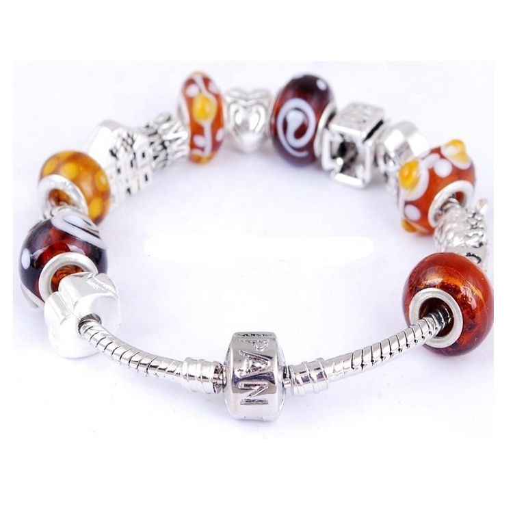 Faisean Trendy Dearadh Uathúil Dearadh Uathúil Golden Charm Beads Beads Bracelet 7