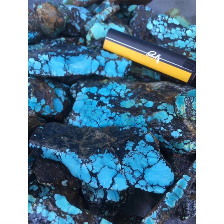 Hubei Yungai wolkwolk turkoois my ruwe natuurlike turkoois rowwe minerale / rou materiaalplaat 8