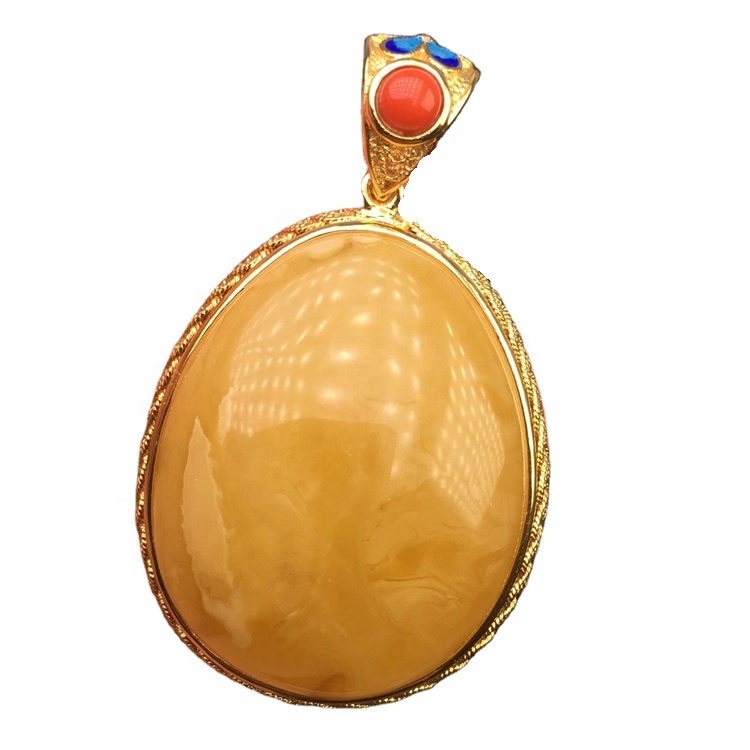 నాన్హాంగ్ అంబర్ 14K బంగారు పూతతో అంబర్ లాకెట్టు 34