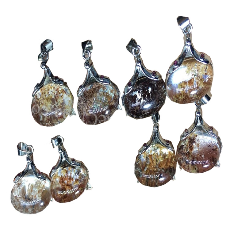 Gemstone កម្រមានបុរាណដ៏កម្ររបស់បុរាណប្រក់ស្បូវ 19