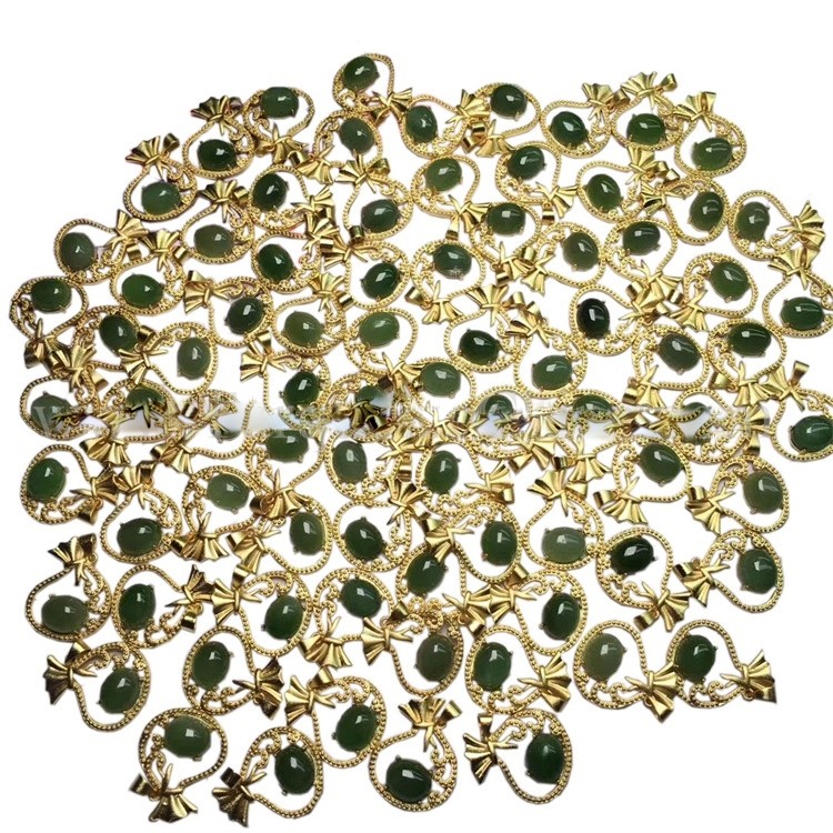 Premium DAINTY FOLLE GREEN JADEITE PENAND HJIRD KAPKON SEWELD SEWEN SPESIVALE GEBIAL TO FUNRASJOCHTEN 9