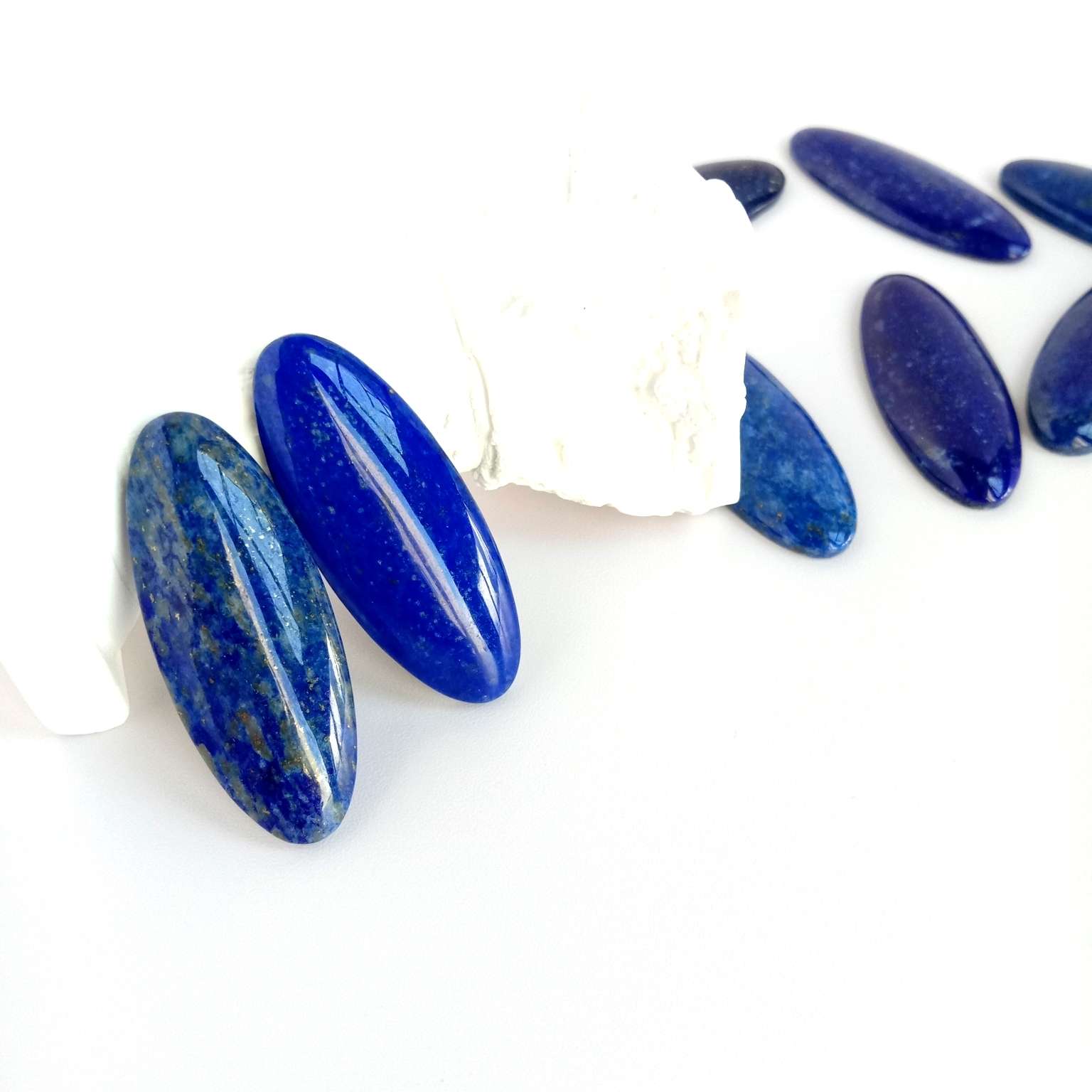 Prirodni lapis lazuli dragi kamen Cabochon plavi lapis lazuli izrada nakita 1