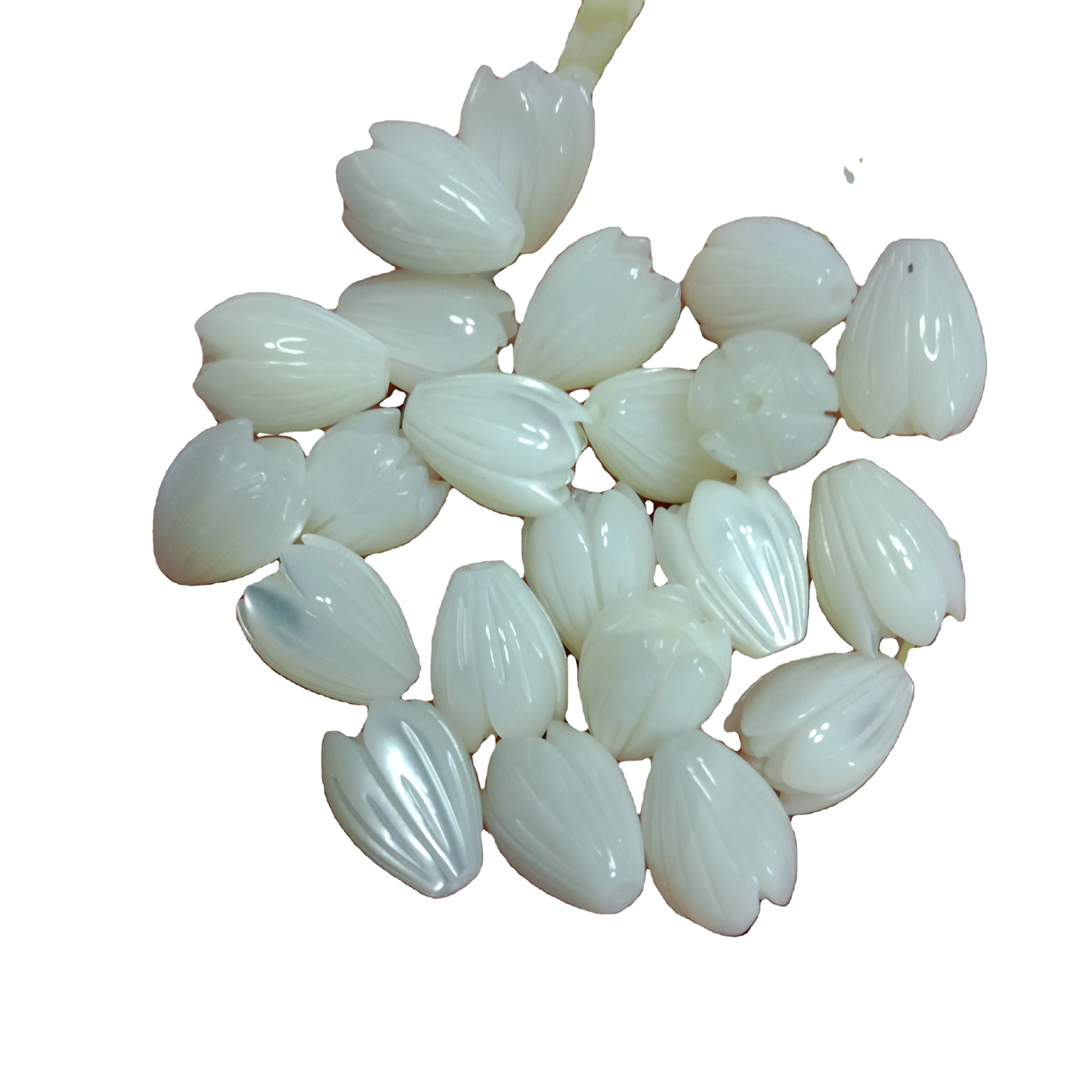 Natural White Shell Vintage Tulips White MOP Flower Beads White Mother of Pearl Tulip Flowers 10X13 1