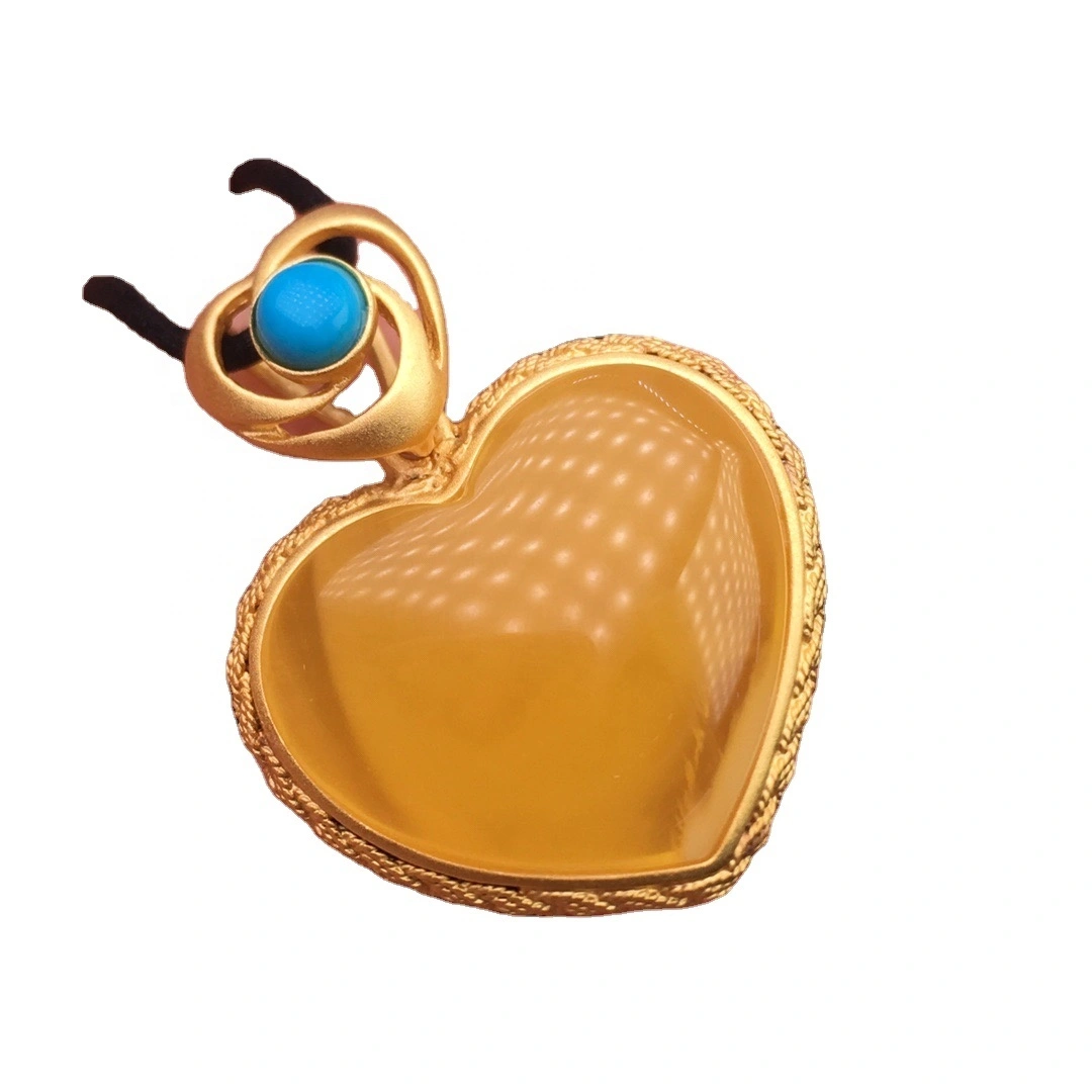 pendant Amber ដែលមានរាងដូចបេះដូងមានរាងដូចបេះដូង 1