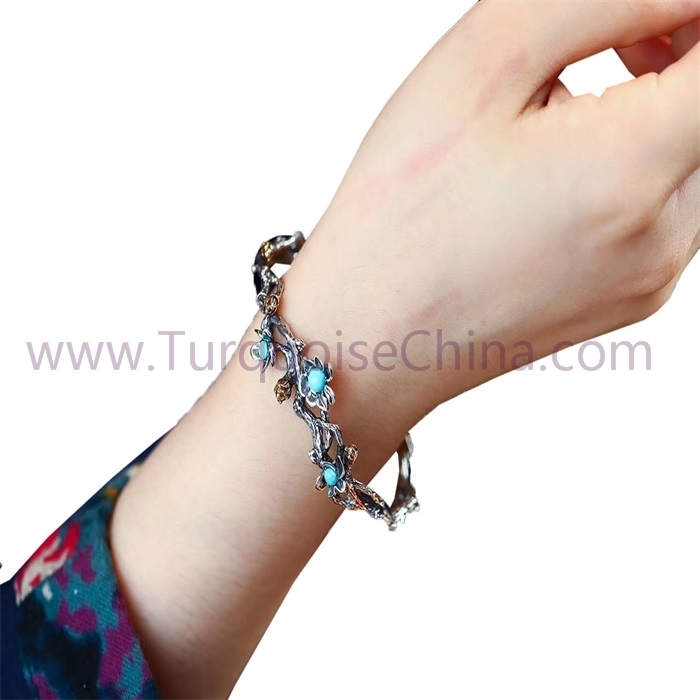 Alami Turquoise Gemstone Flower-Shape Sterling Silver Bracelet 1