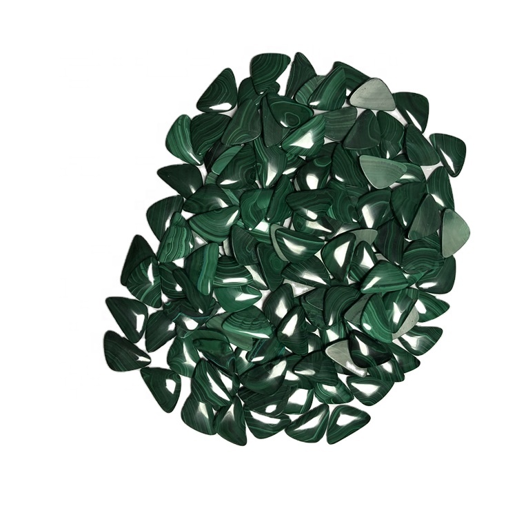 Natural nga Malachite Triangle Cabochon Triangle Malachite Pendant nga gidak-on nga Cabochon alang sa mga magbubuhat sa alahas 33